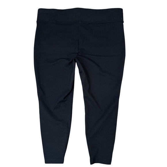 Studio by Torrid Black Capri Stretch Thick Waistband Leggings Pants Size 3R #234 - Picture 3 of 7